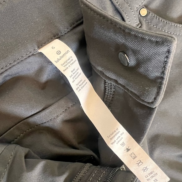 Lululemon casual pants size 6 - Picture 4 of 5